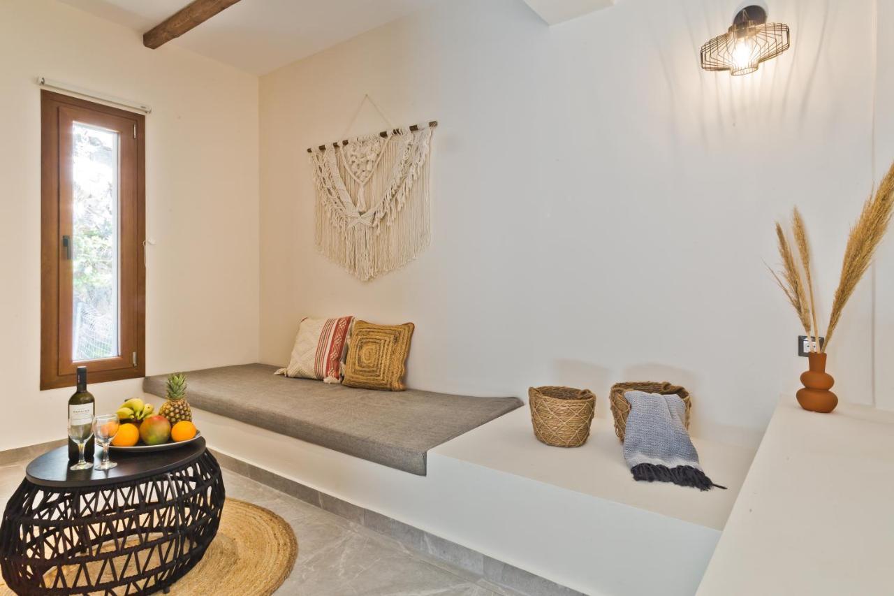 Ypsilos Beach Suites Adults Only Kyra Panagia Bagian luar foto