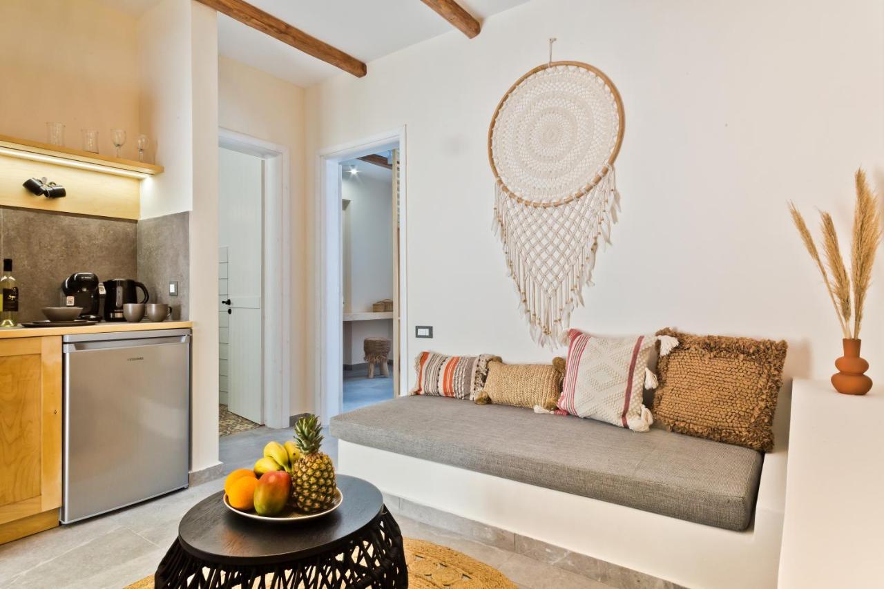 Ypsilos Beach Suites Adults Only Kyra Panagia Bagian luar foto